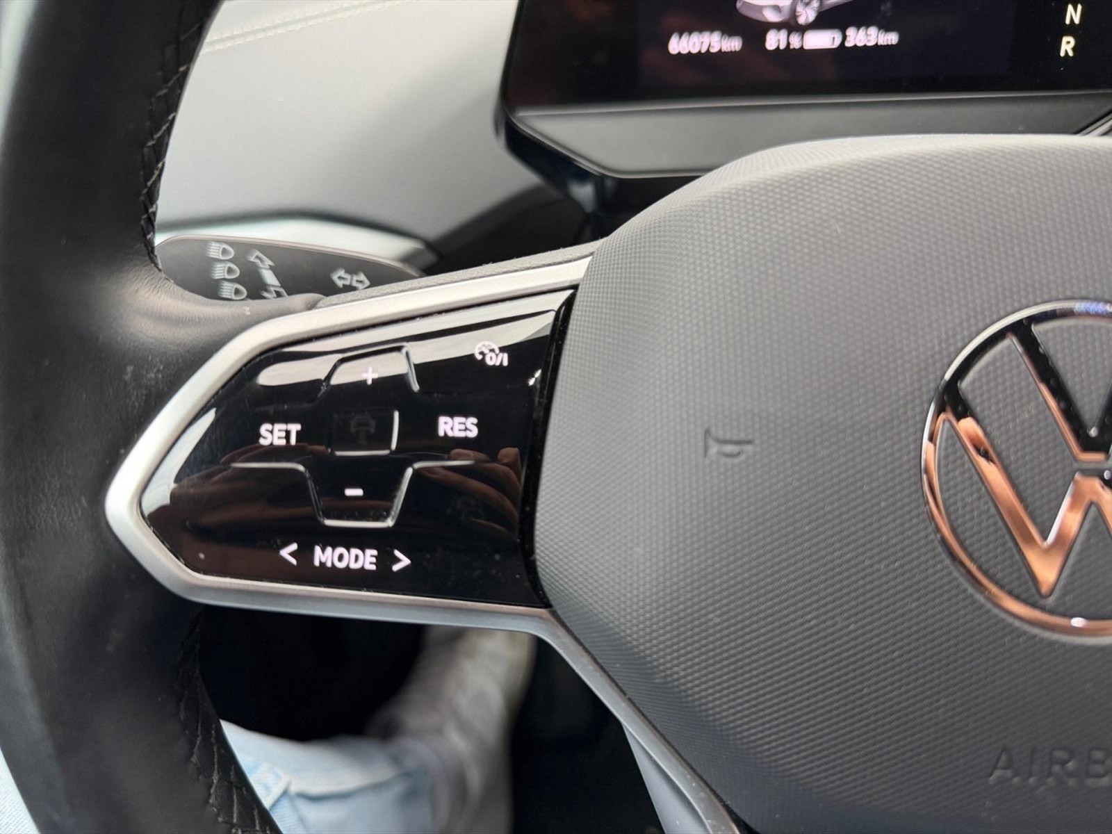 Volkswagen ID.5 77 kwh pro performance 204cv - 15