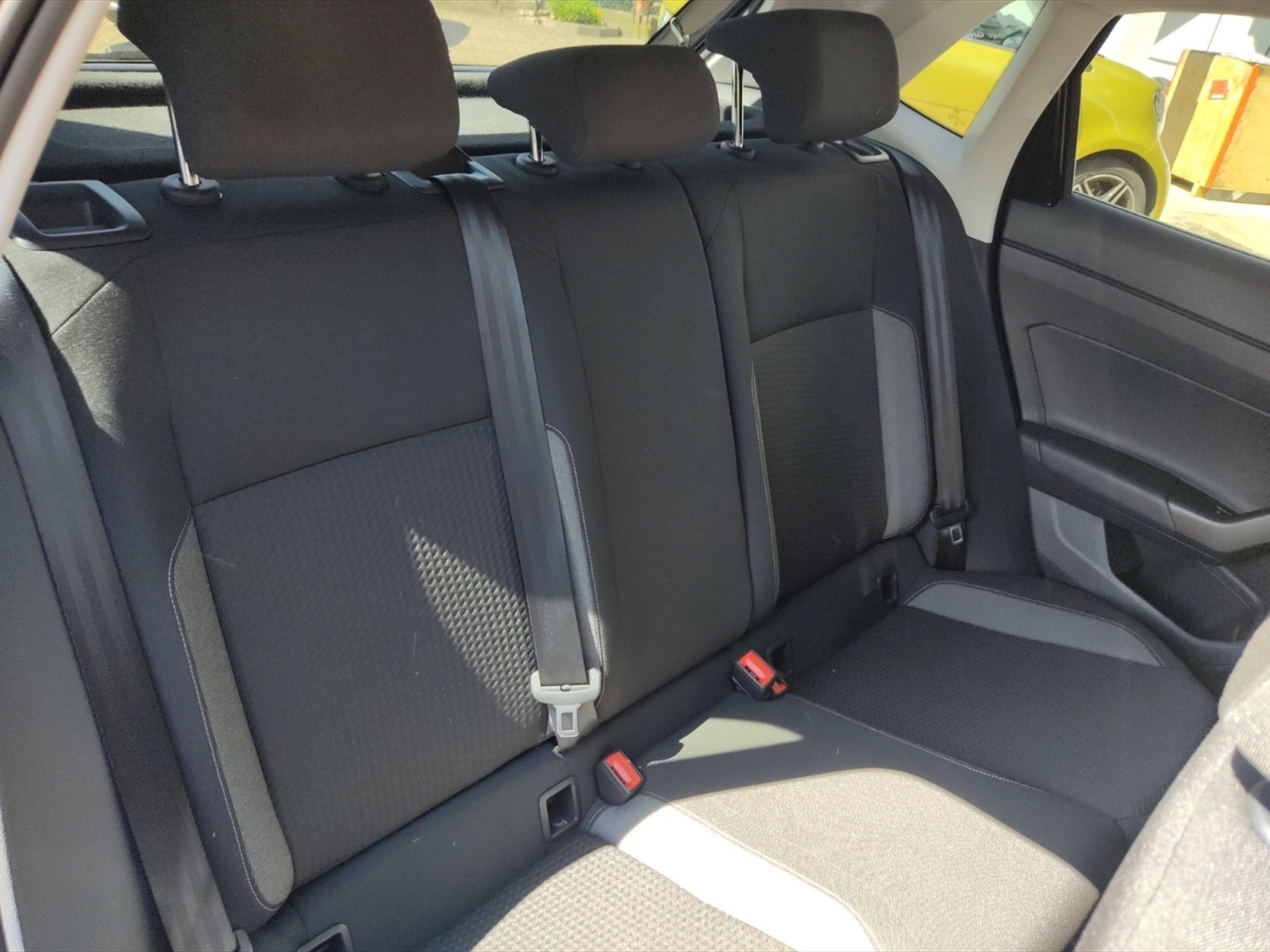 Volkswagen Polo 1.0 life 80cv - 10