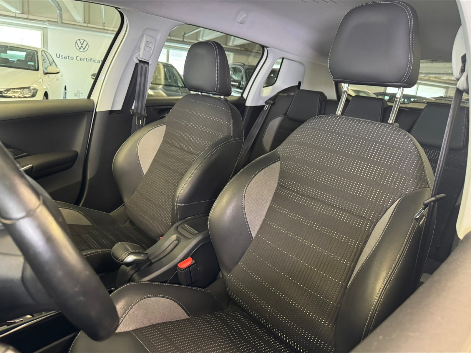 Peugeot 2008 1.2 puretech t allure s&s 110cv eat6 my19 - 19