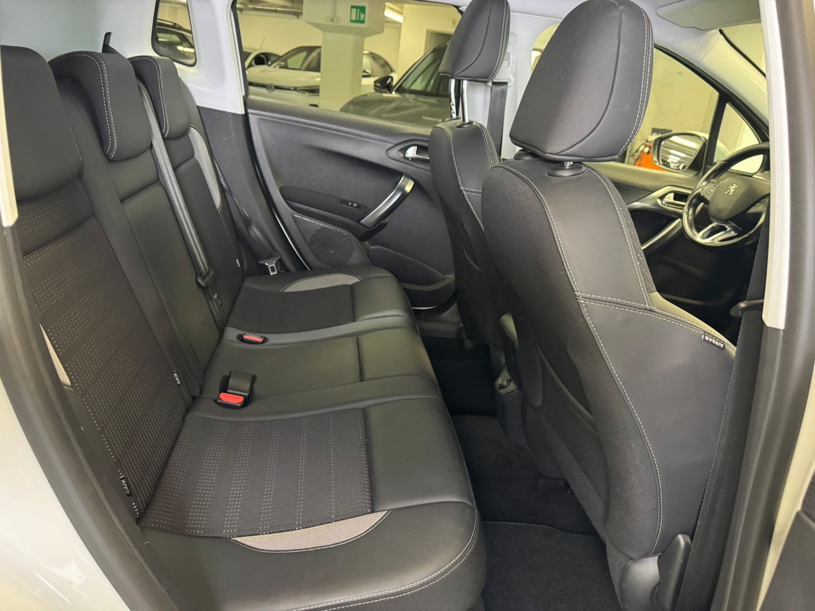 Peugeot 2008 1.2 puretech t allure s&s 110cv eat6 my19 - 9
