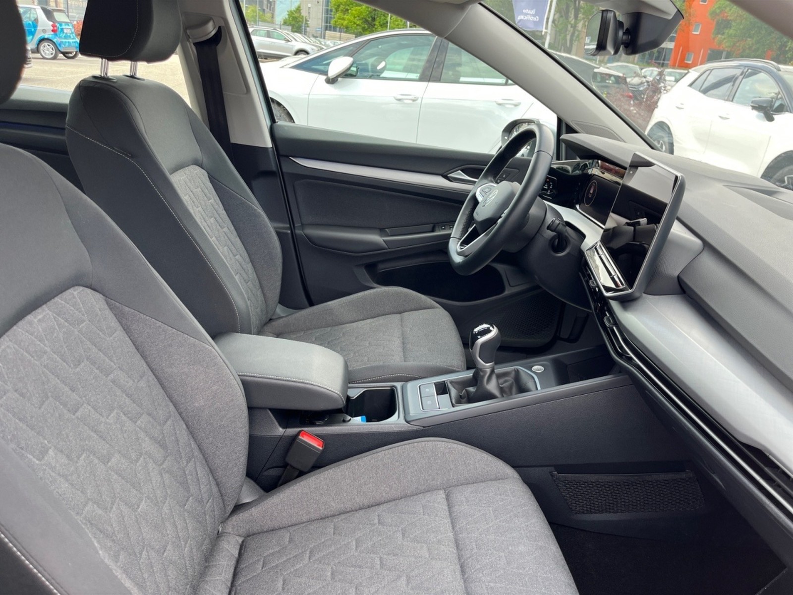 Volkswagen Golf 2.0 tdi life 115cv - 9