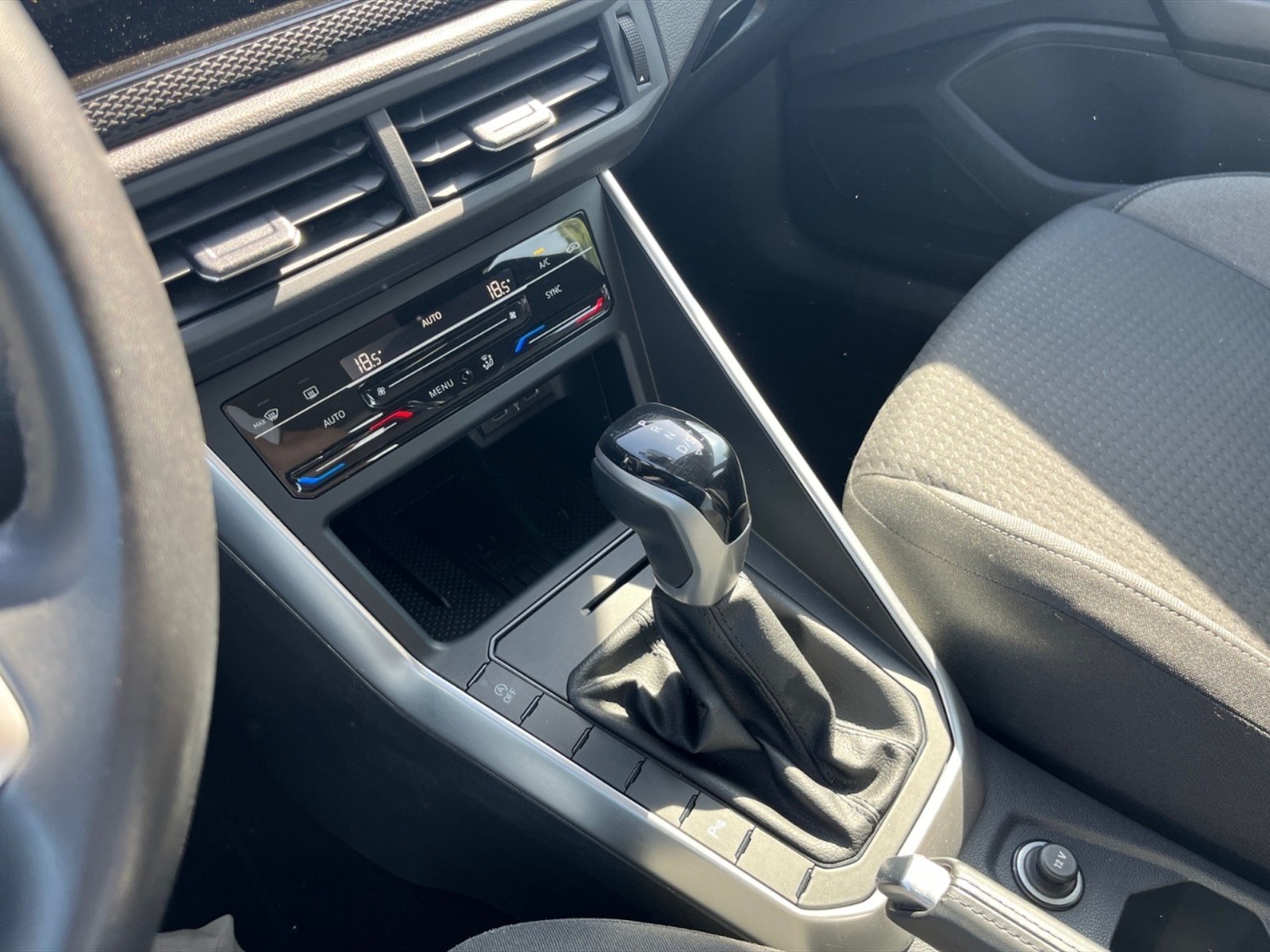 Volkswagen Polo 1.0 tsi life 95cv dsg - 21