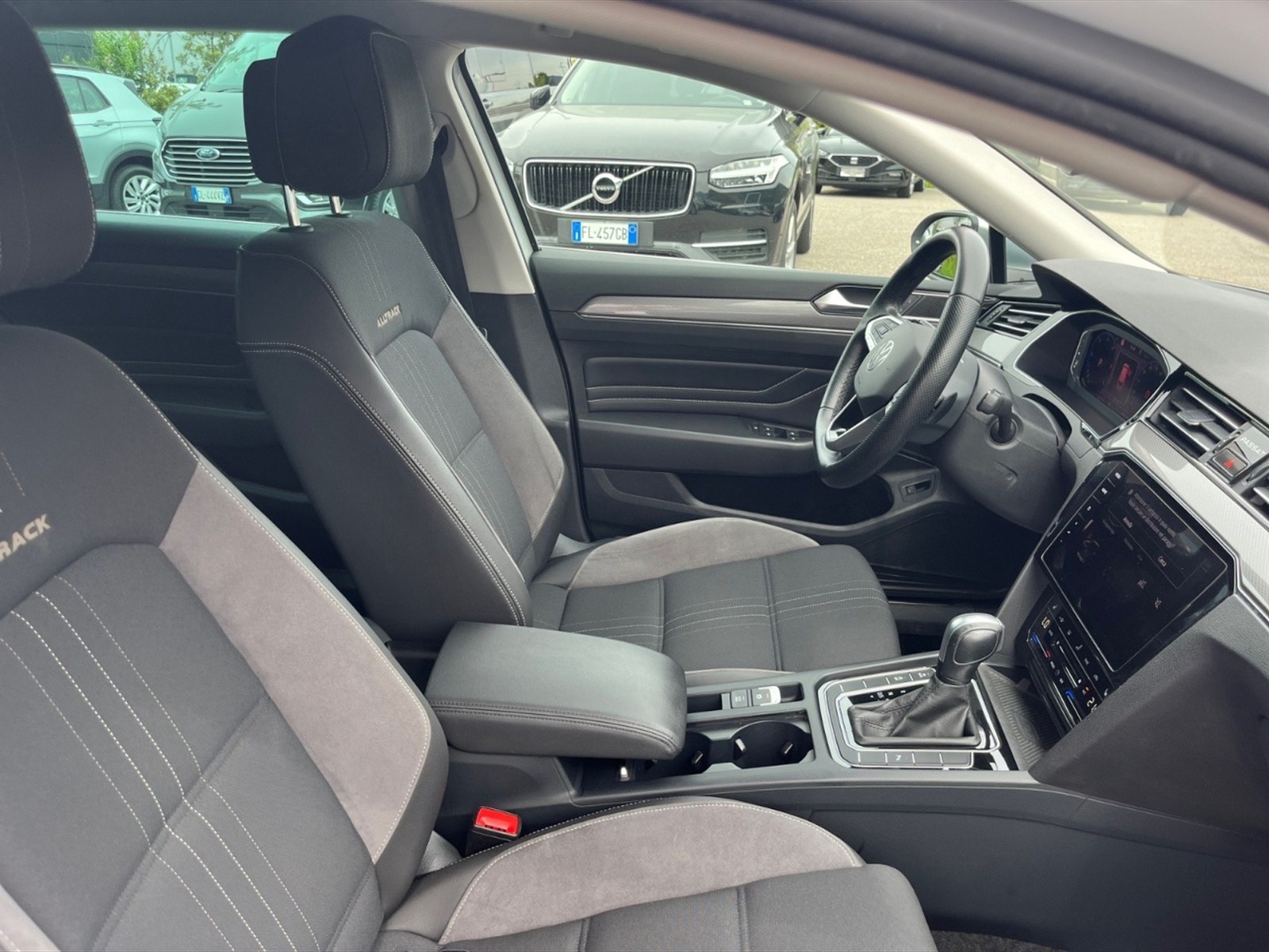 Volkswagen Passat alltrack 2.0 tdi 4motion 200cv dsg - 9