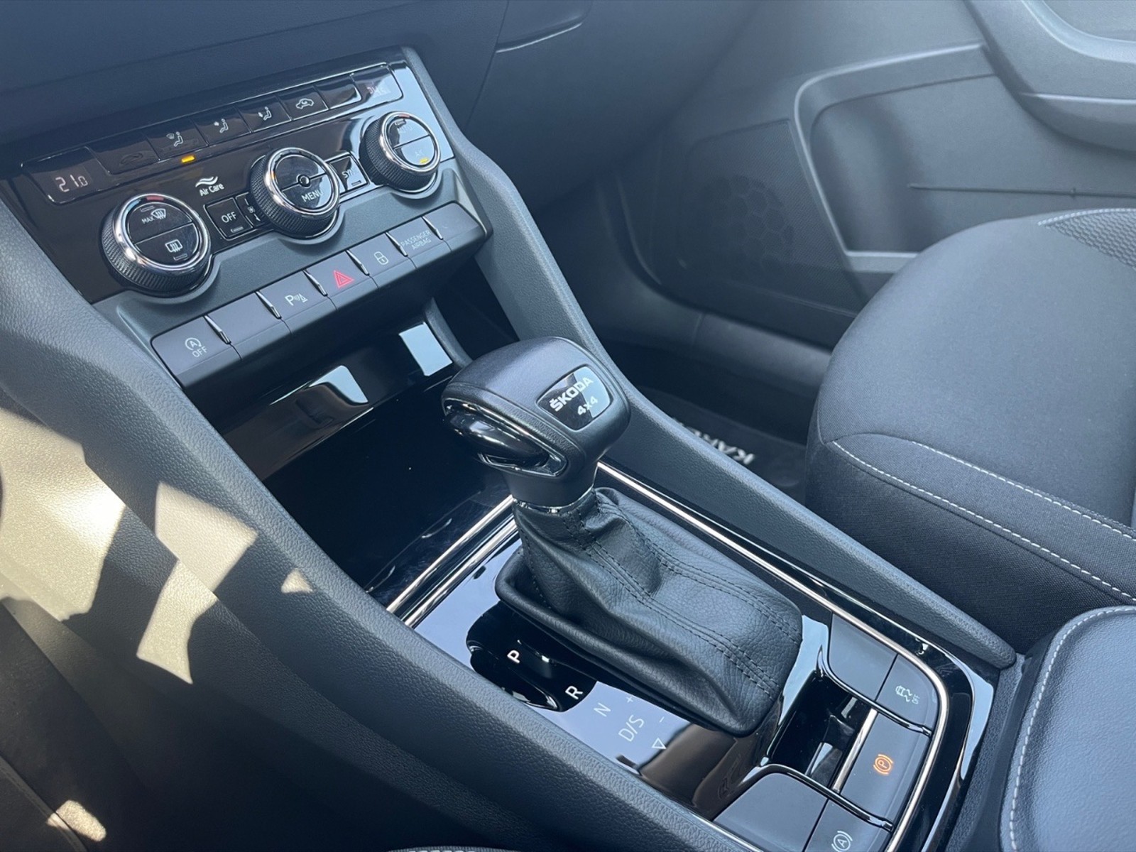 Skoda Karoq 2.0 tdi evo ambition 4x4 150cv dsg - 21