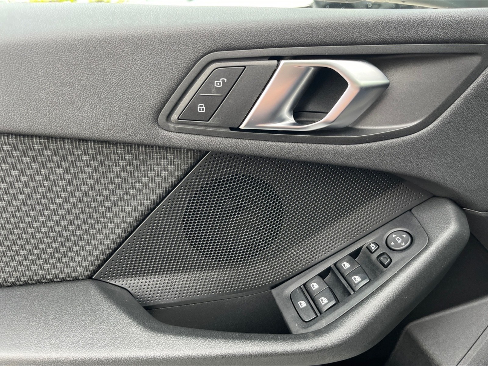 BMW Serie 1 118d advantage auto - 23