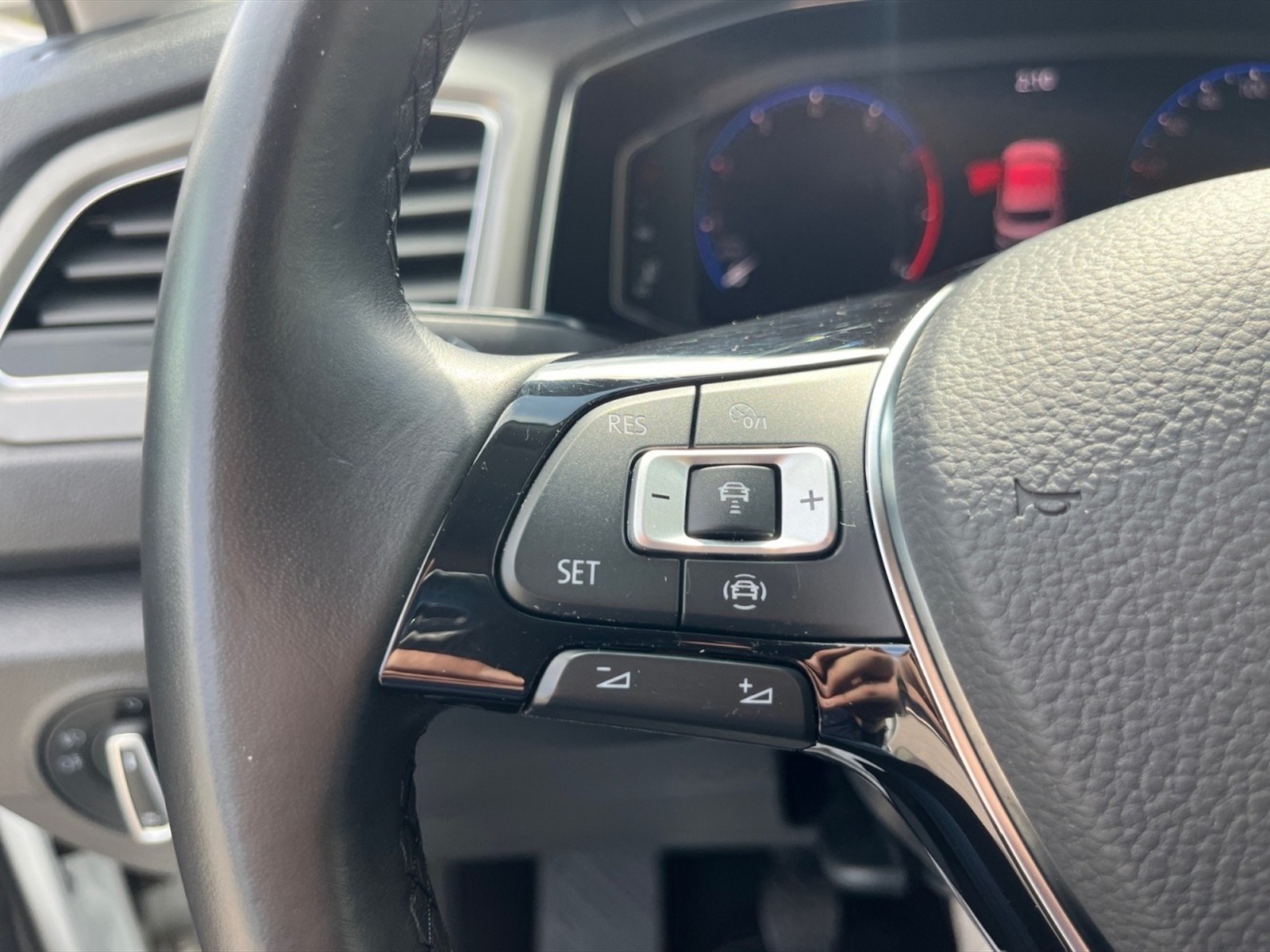 Volkswagen T-Roc 1.0 tsi style 110cv - 14