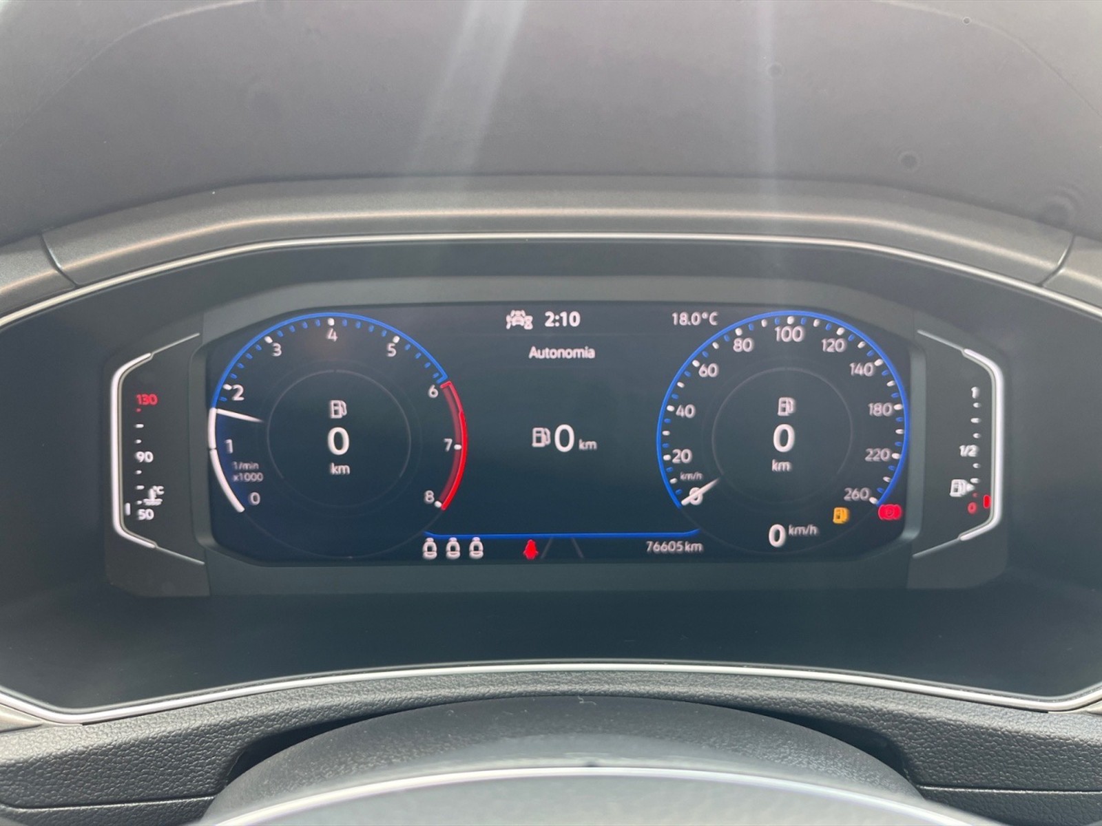 Volkswagen T-Roc 1.0 tsi style 110cv - 16