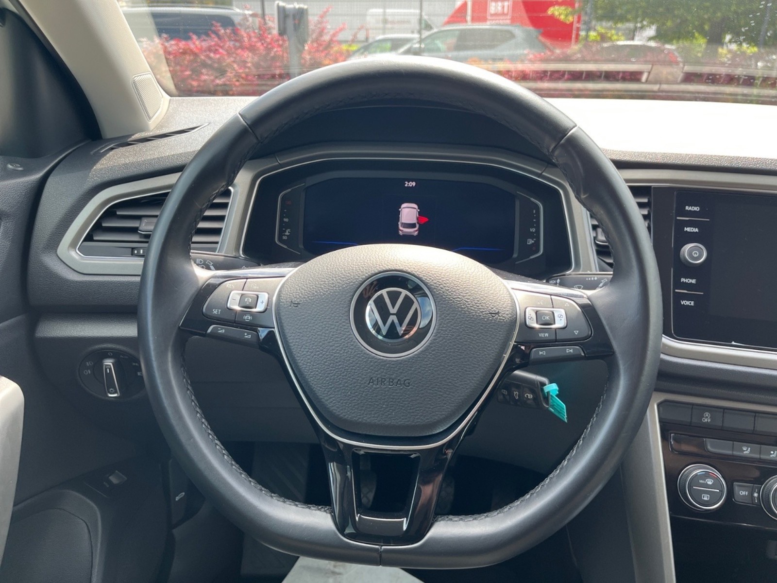 Volkswagen T-Roc 1.0 tsi style 110cv - 8
