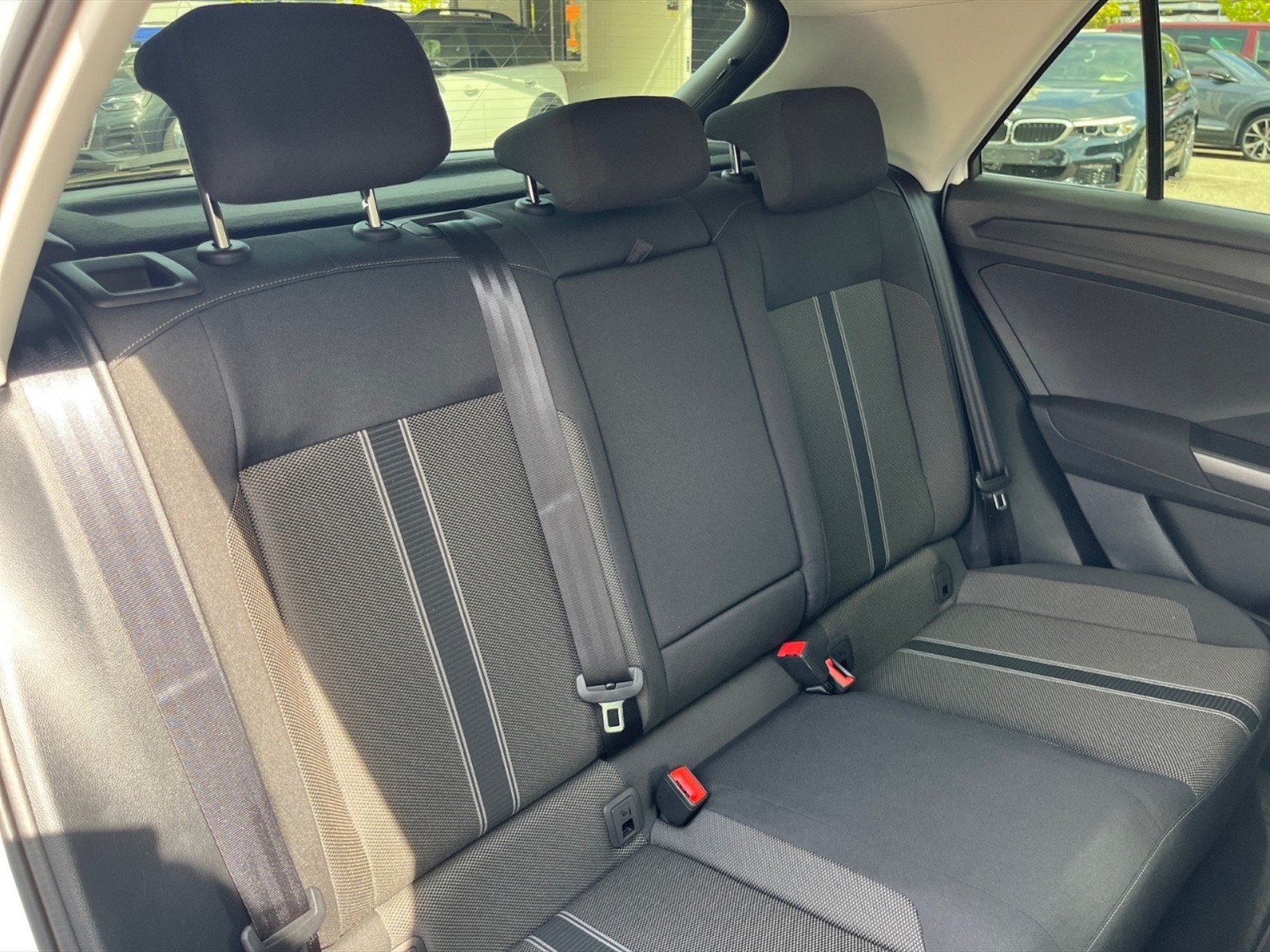Volkswagen T-Roc 1.0 tsi style 110cv - 10