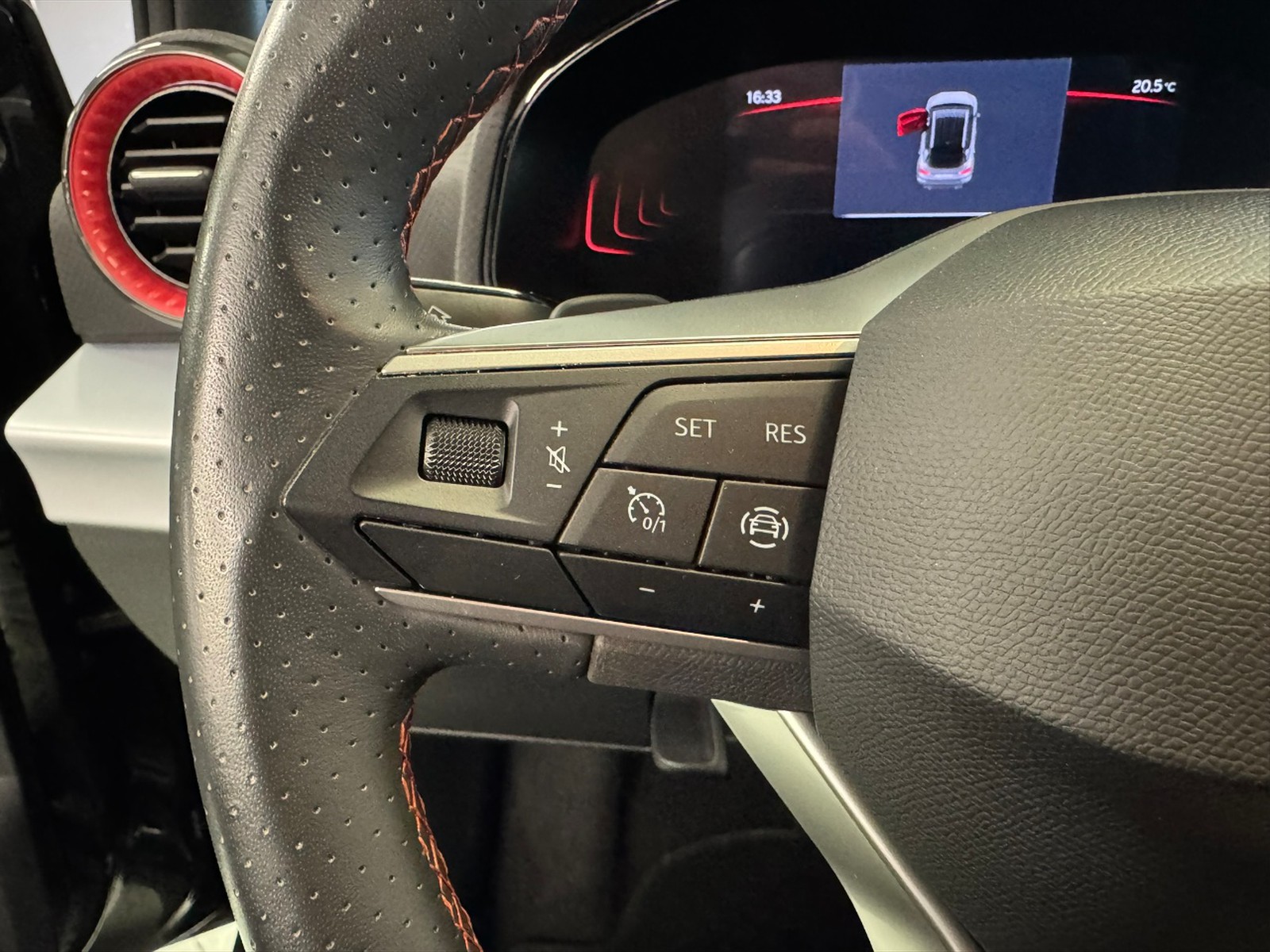 Seat Arona 1.0 ecotsi fr 115cv dsg - 16