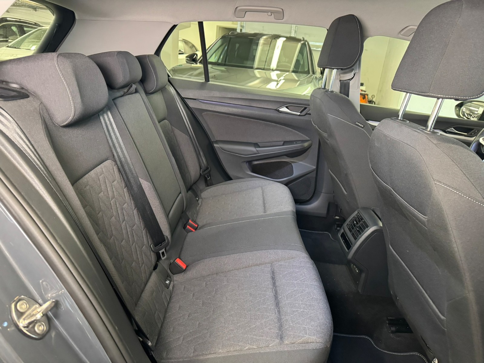 Volkswagen Golf 2.0 tdi life 115cv - 10