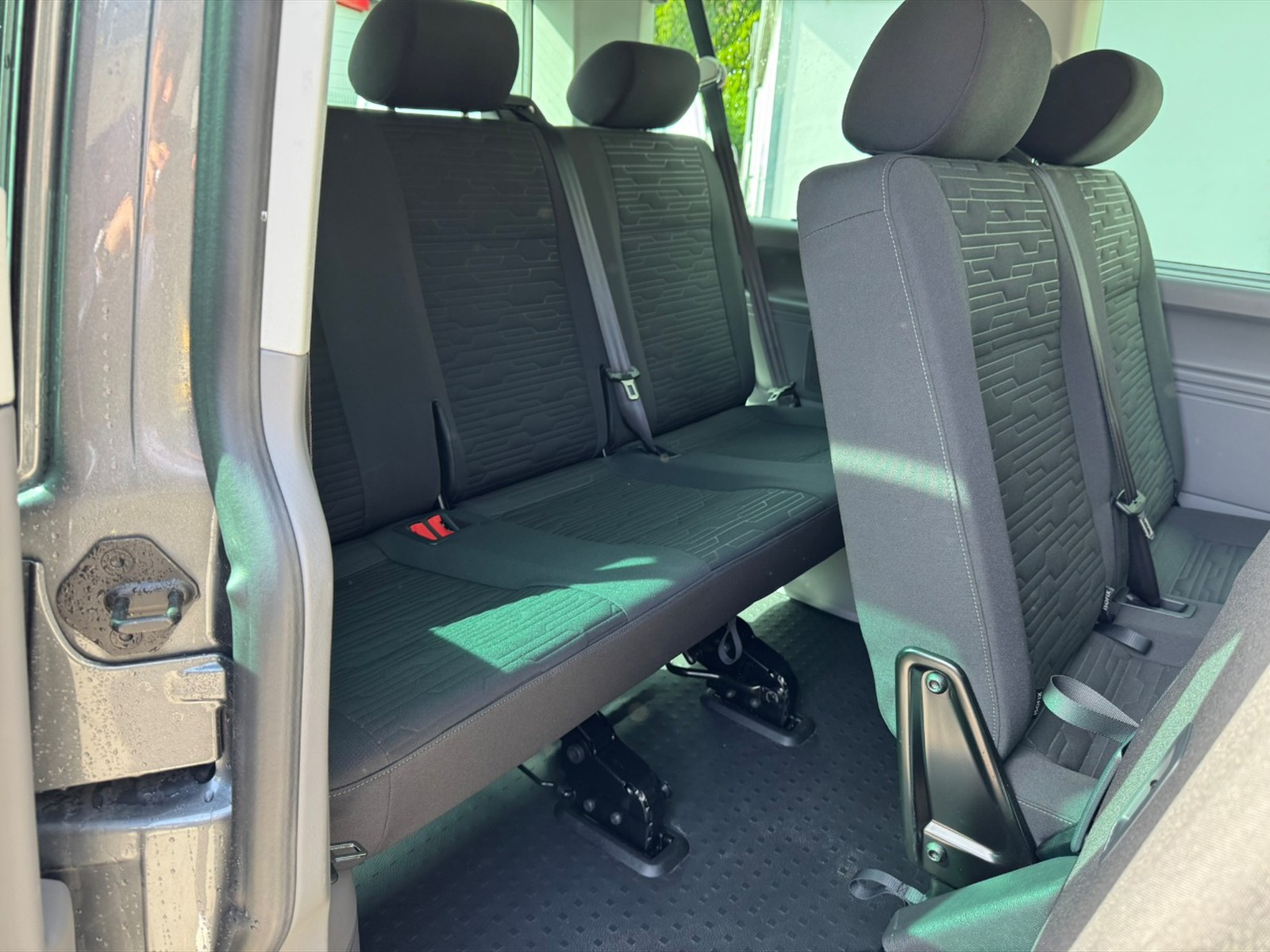 Volkswagen T6.1 Caravelle 2.0 tdi 150cv cruise p.c. dsg7 - 11