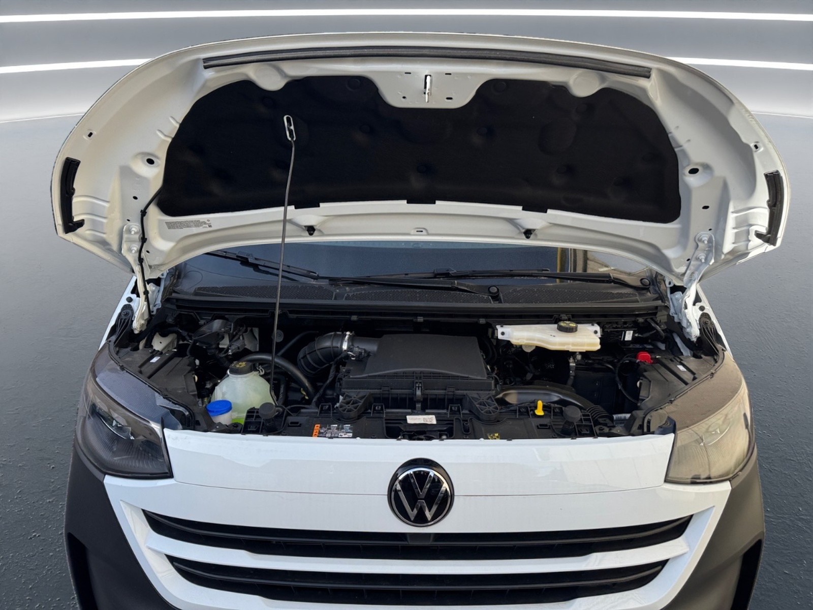 Volkswagen T7 Transporter t7 28 2.0 tdi 150cv l1 - 10