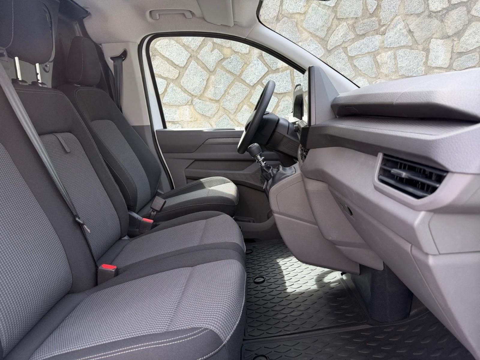 Volkswagen T7 Transporter t7 28 2.0 tdi 150cv l1 - 9