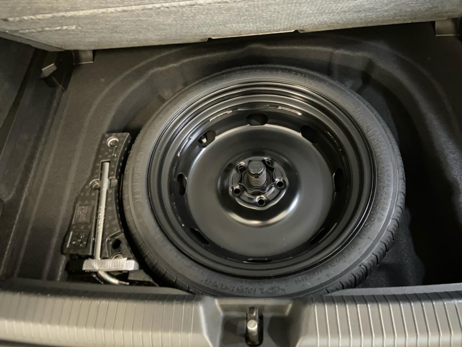 Volkswagen Golf 2.0 tdi life 115cv - 13
