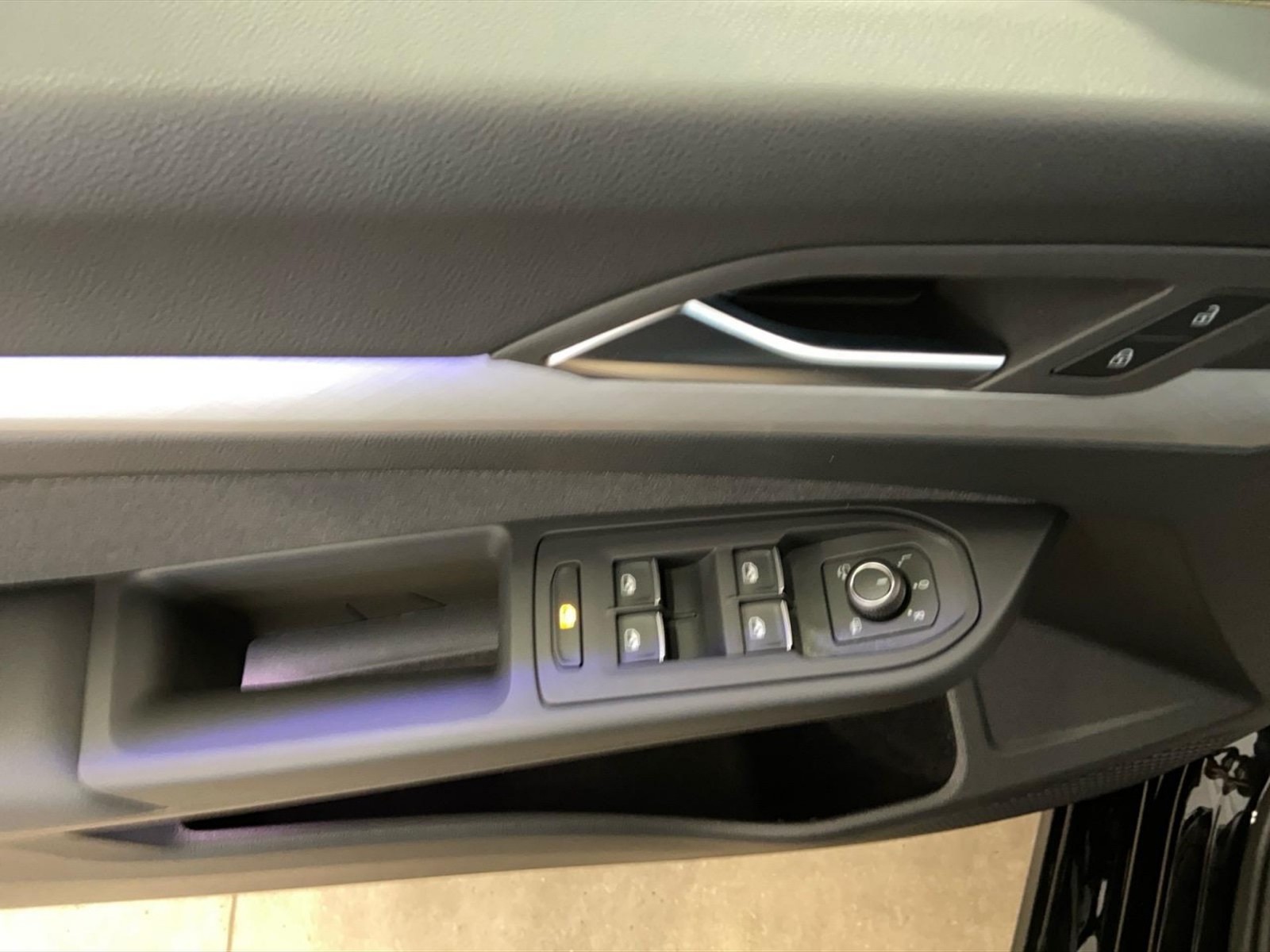 Volkswagen Golf 2.0 tdi life 115cv - 14