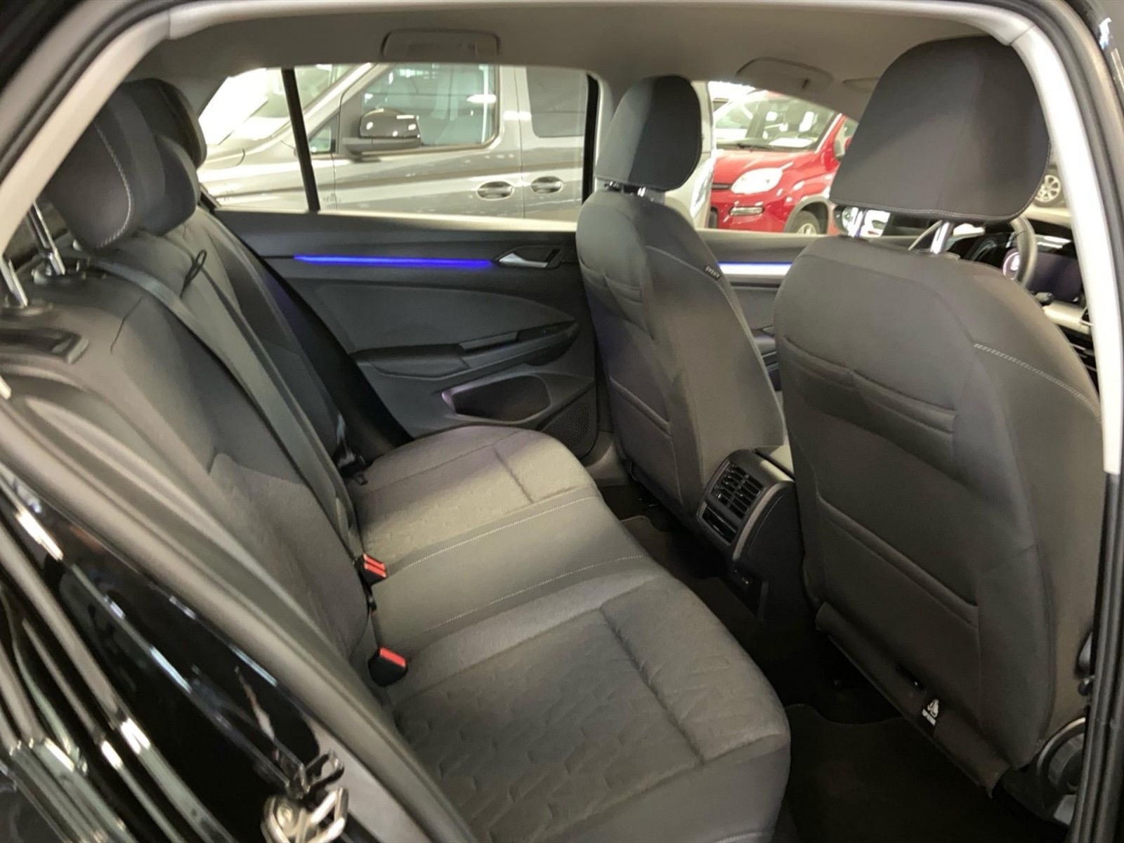 Volkswagen Golf 2.0 tdi life 115cv - 10