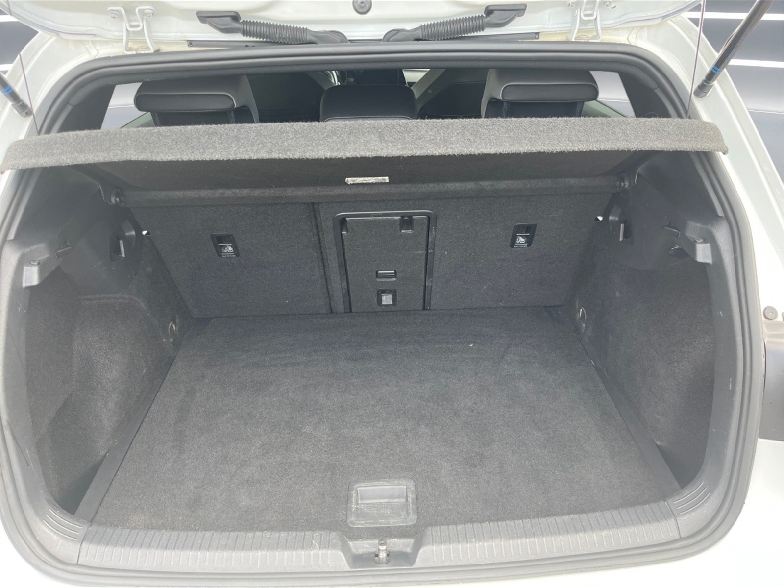 Volkswagen Golf 1.5 etsi evo r-line 150cv dsg - 12