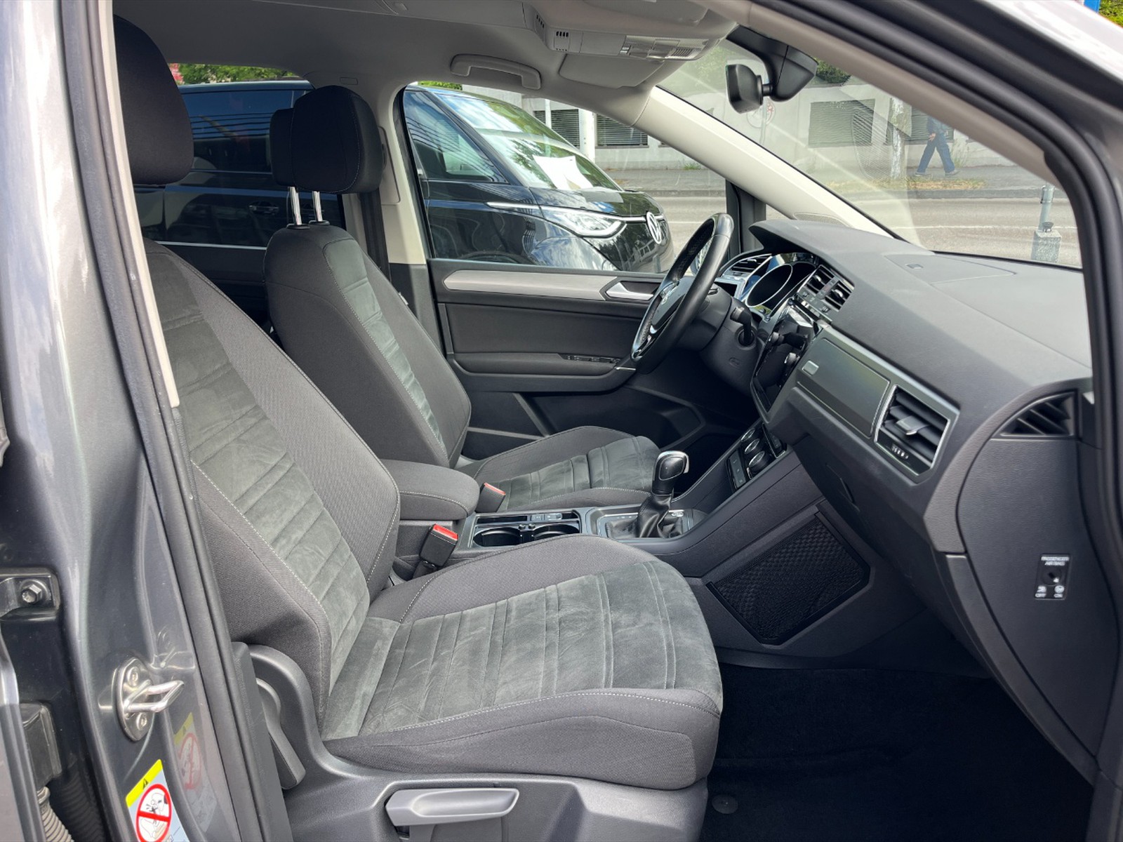 Volkswagen Touran 1.5 tsi business 150cv dsg - 9