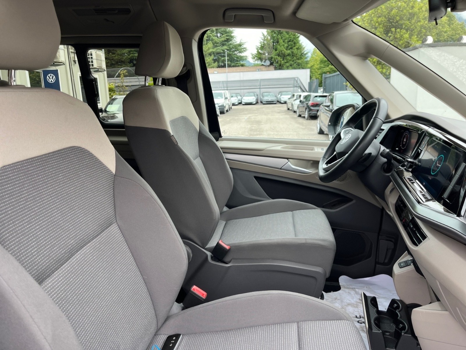 Volkswagen T7 Multivan 2.0 tdi space 150cv dsg 7p.ti - 9