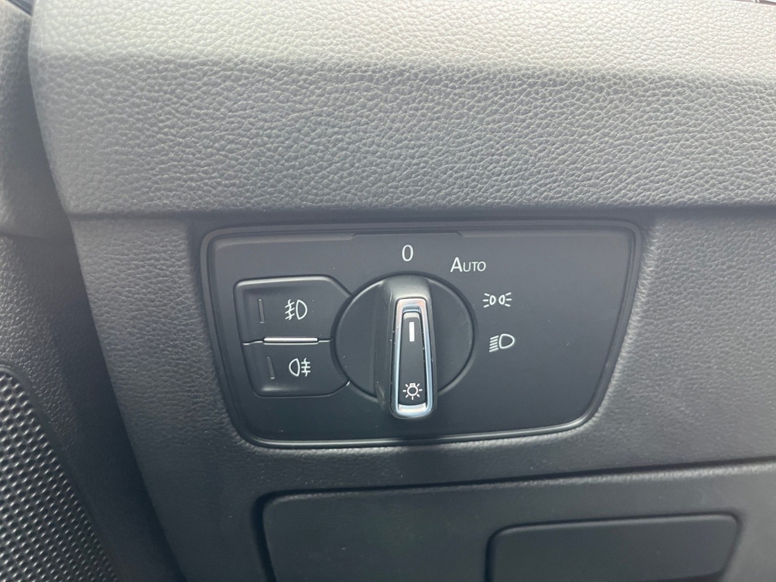 Volkswagen Passat variant 2.0 tdi business 150cv dsg - 25