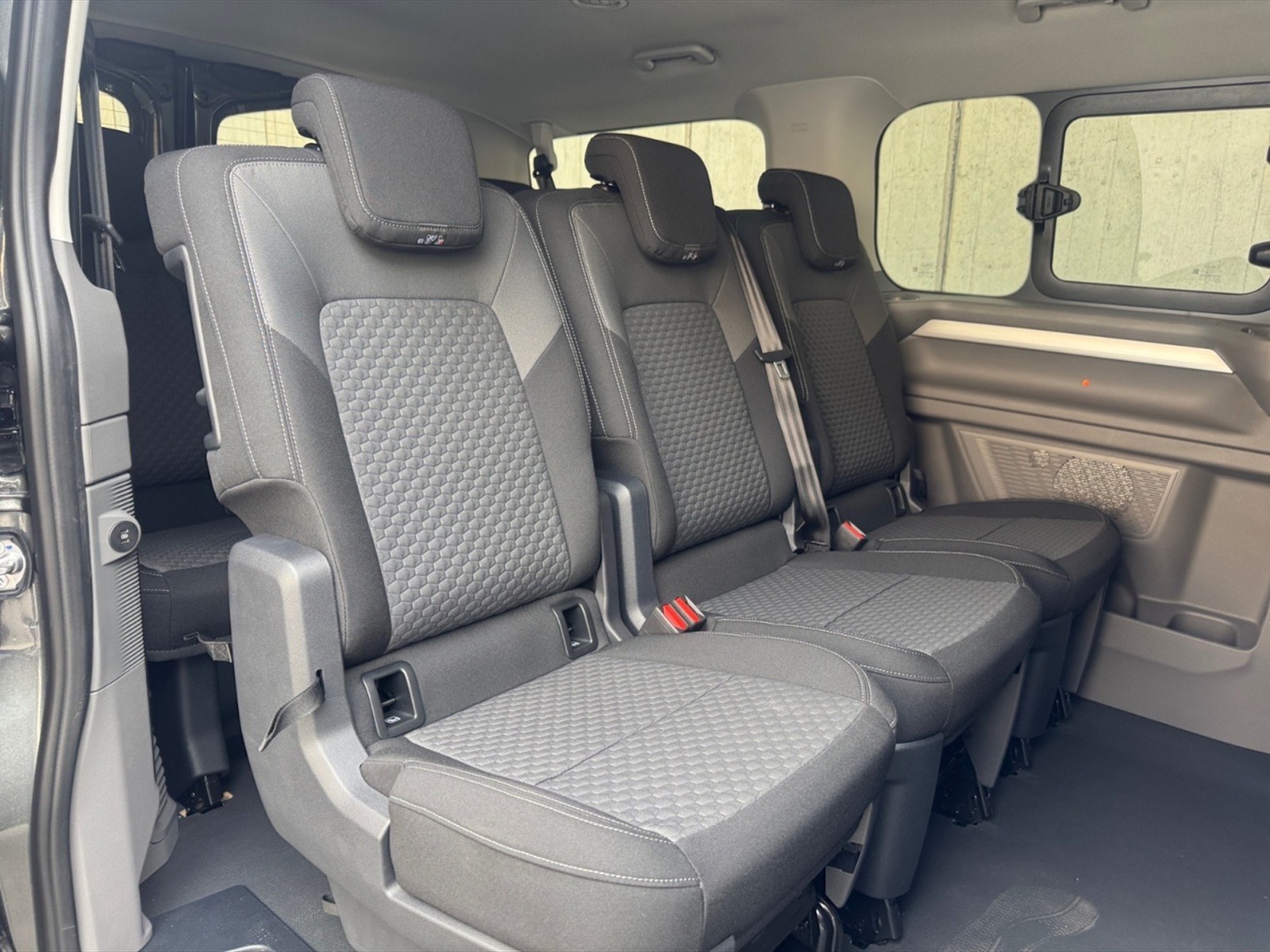 Volkswagen VIC T7 Caravelle t7 2.0 tdi 150cv life l1 - 9