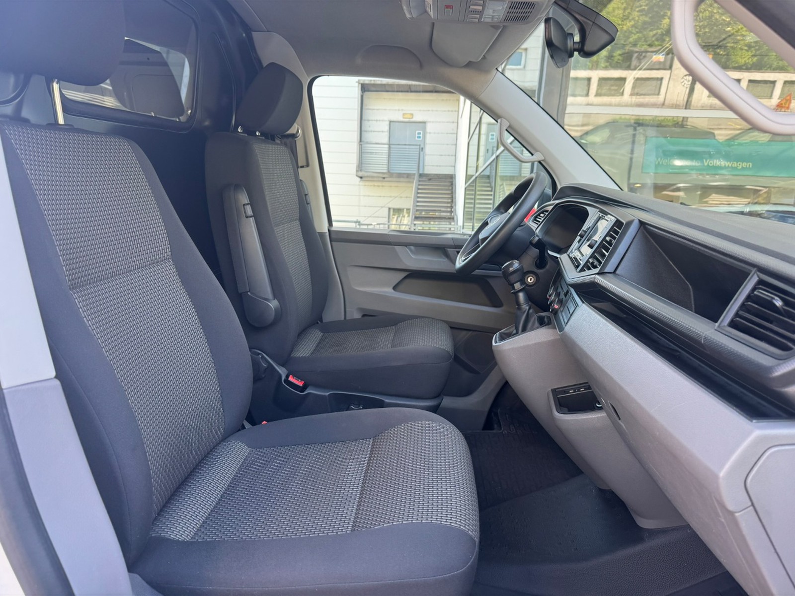 Volkswagen VIC T6.1 Transporter 28 2.0 tdi 150cv p.c. - 9