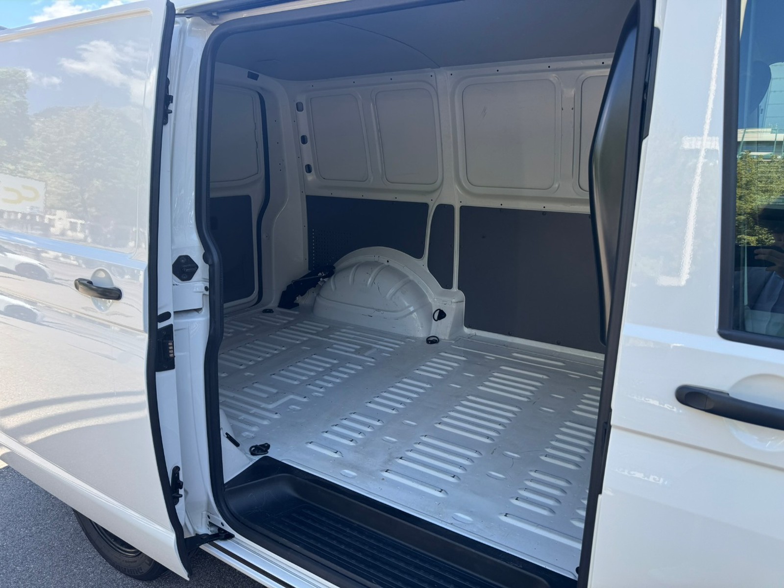 Volkswagen VIC T6.1 Transporter 28 2.0 tdi 150cv p.c. - 10