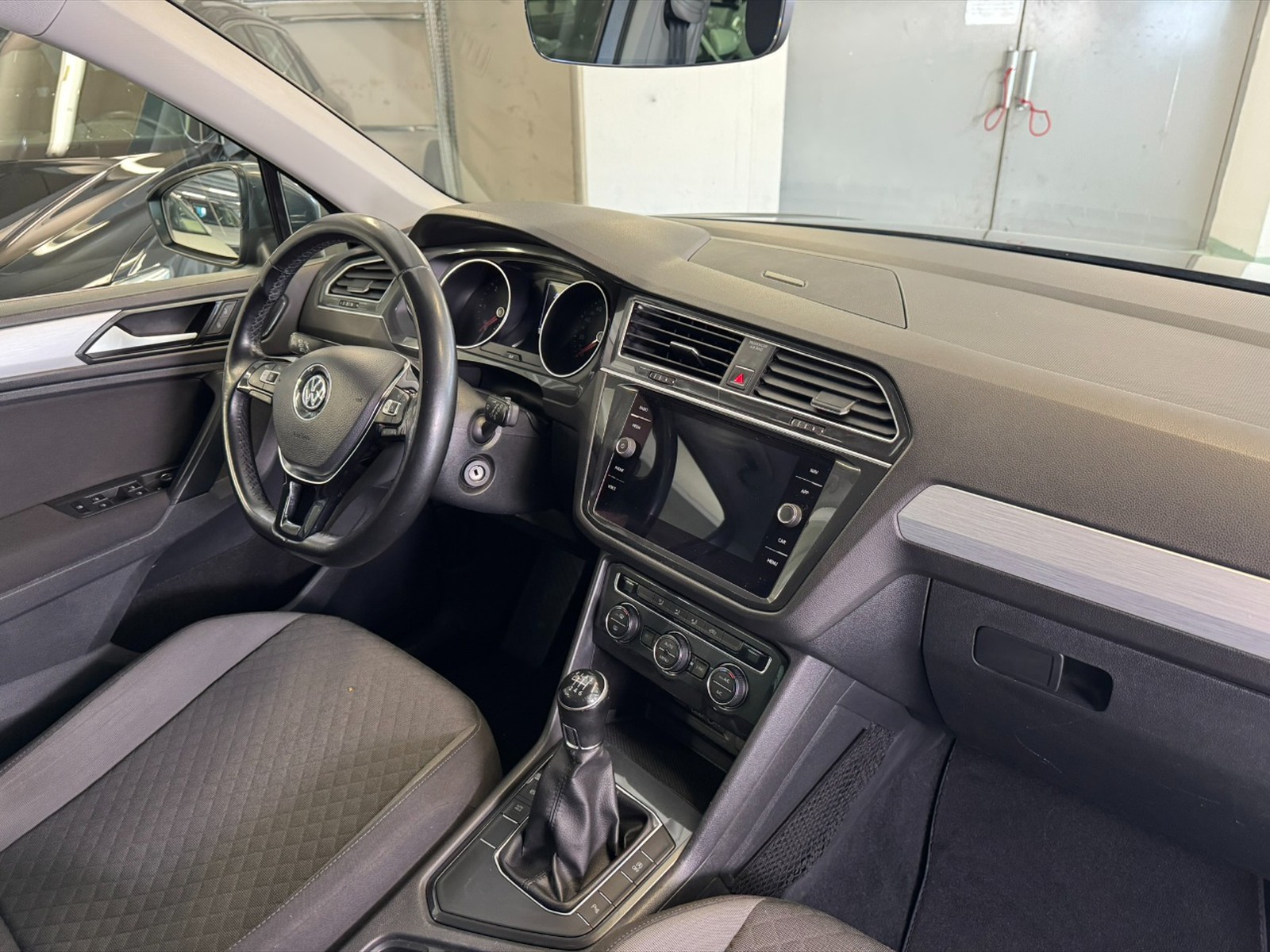 Volkswagen Tiguan 1.6 tdi business 115cv - 7