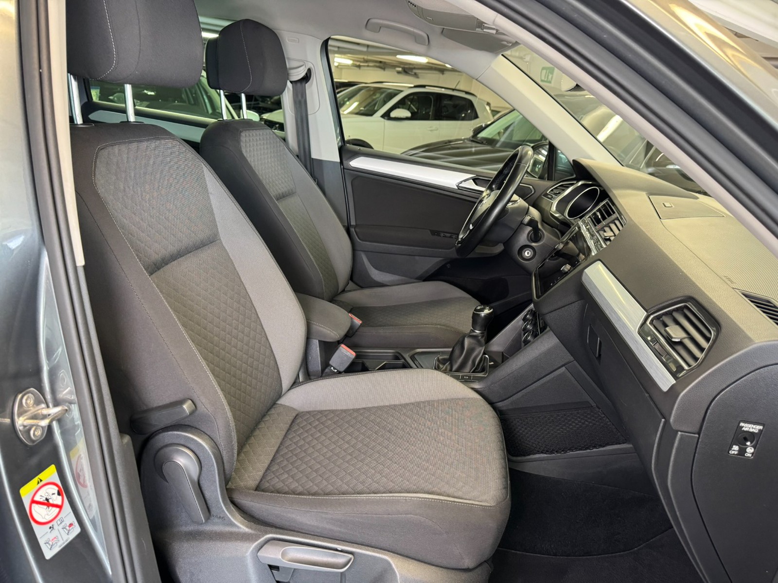 Volkswagen Tiguan 1.6 tdi business 115cv - 9