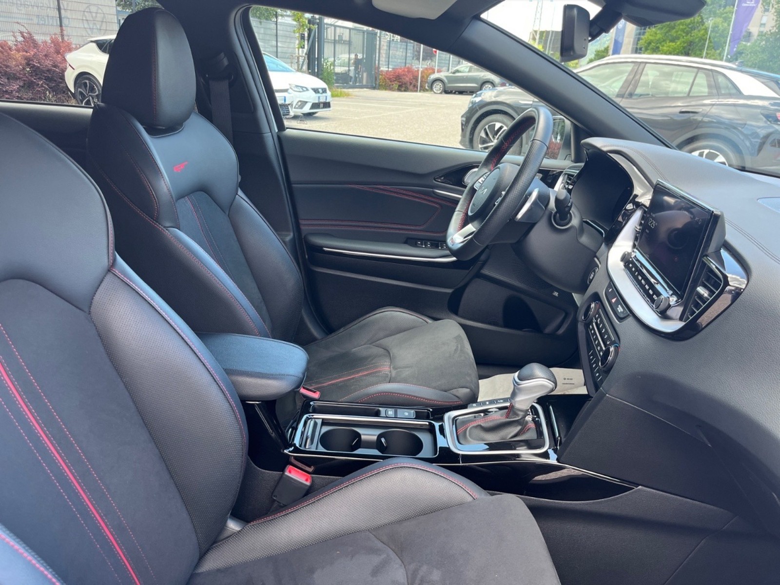 Kia proceed pro1.6 t-gdi gt 204cv dct - 8