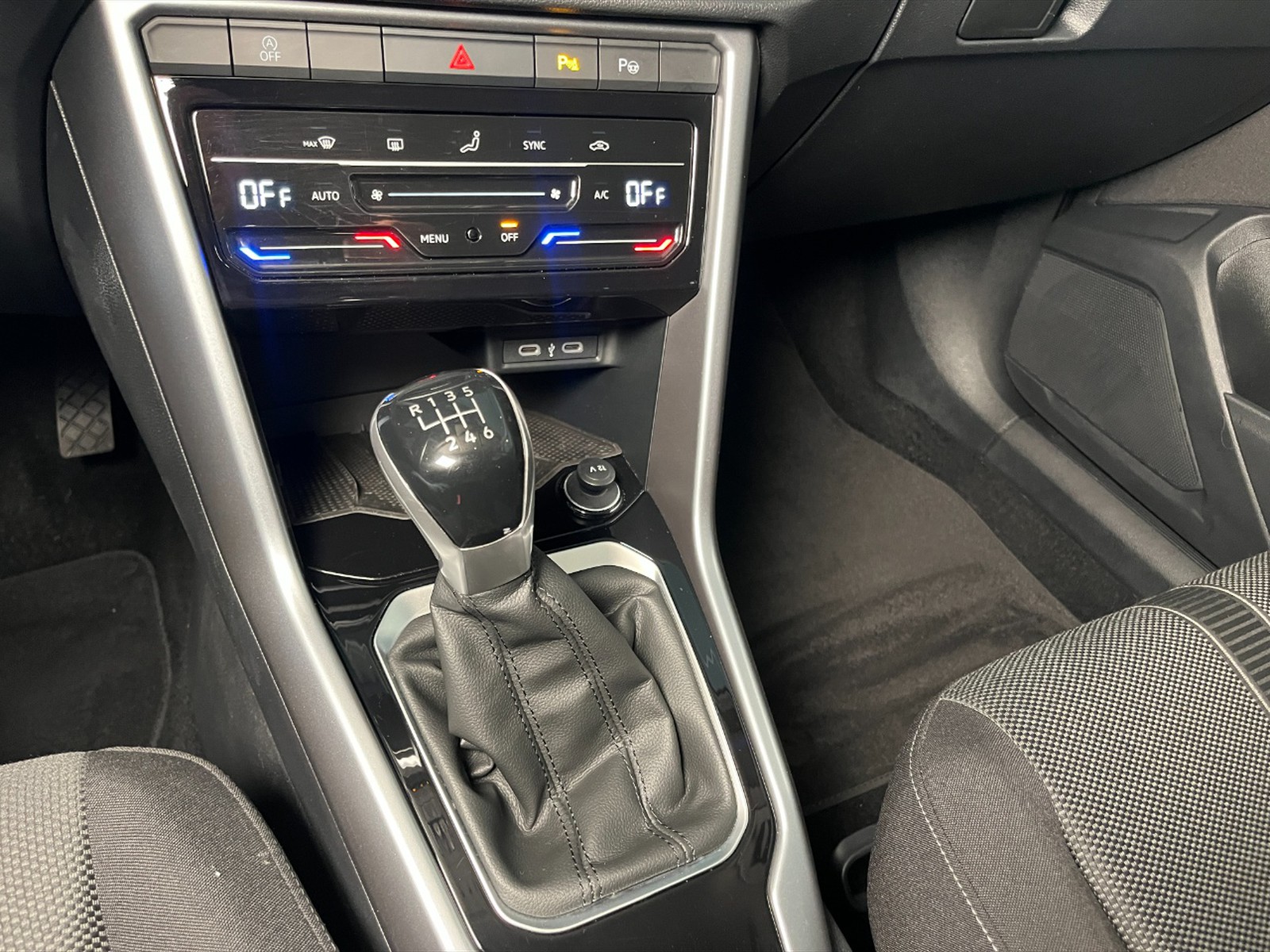 Volkswagen T-Roc 2.0 tdi life 115cv - 19