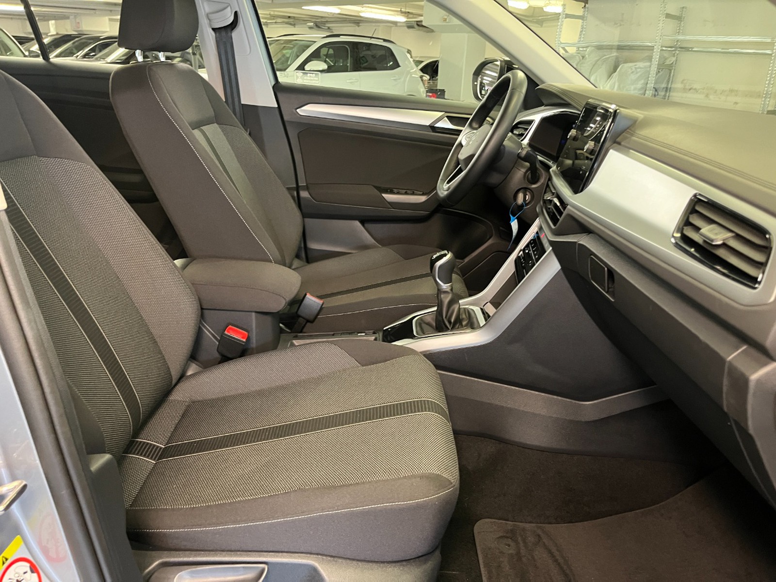Volkswagen T-Roc 2.0 tdi life 115cv - 9