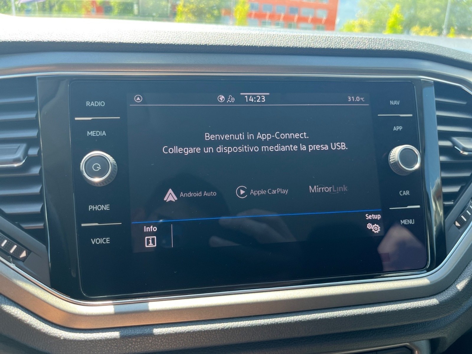 Volkswagen T-Roc 1.0 tsi style 110cv - 19