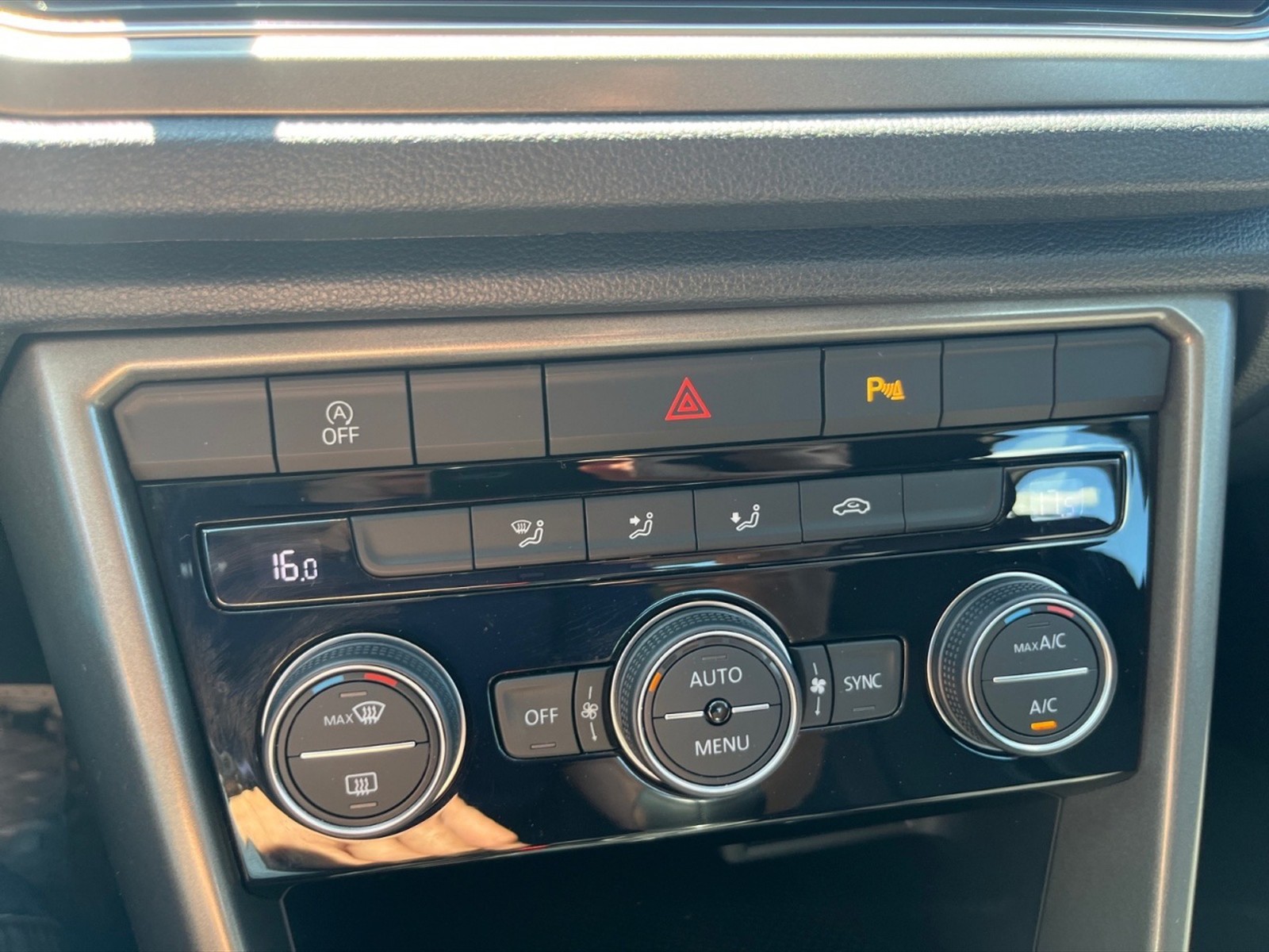 Volkswagen T-Roc 1.0 tsi style 110cv - 21