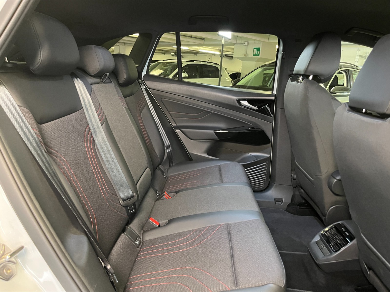 Volkswagen ID.4 77 kwh gtx 4motion 340cv - 10