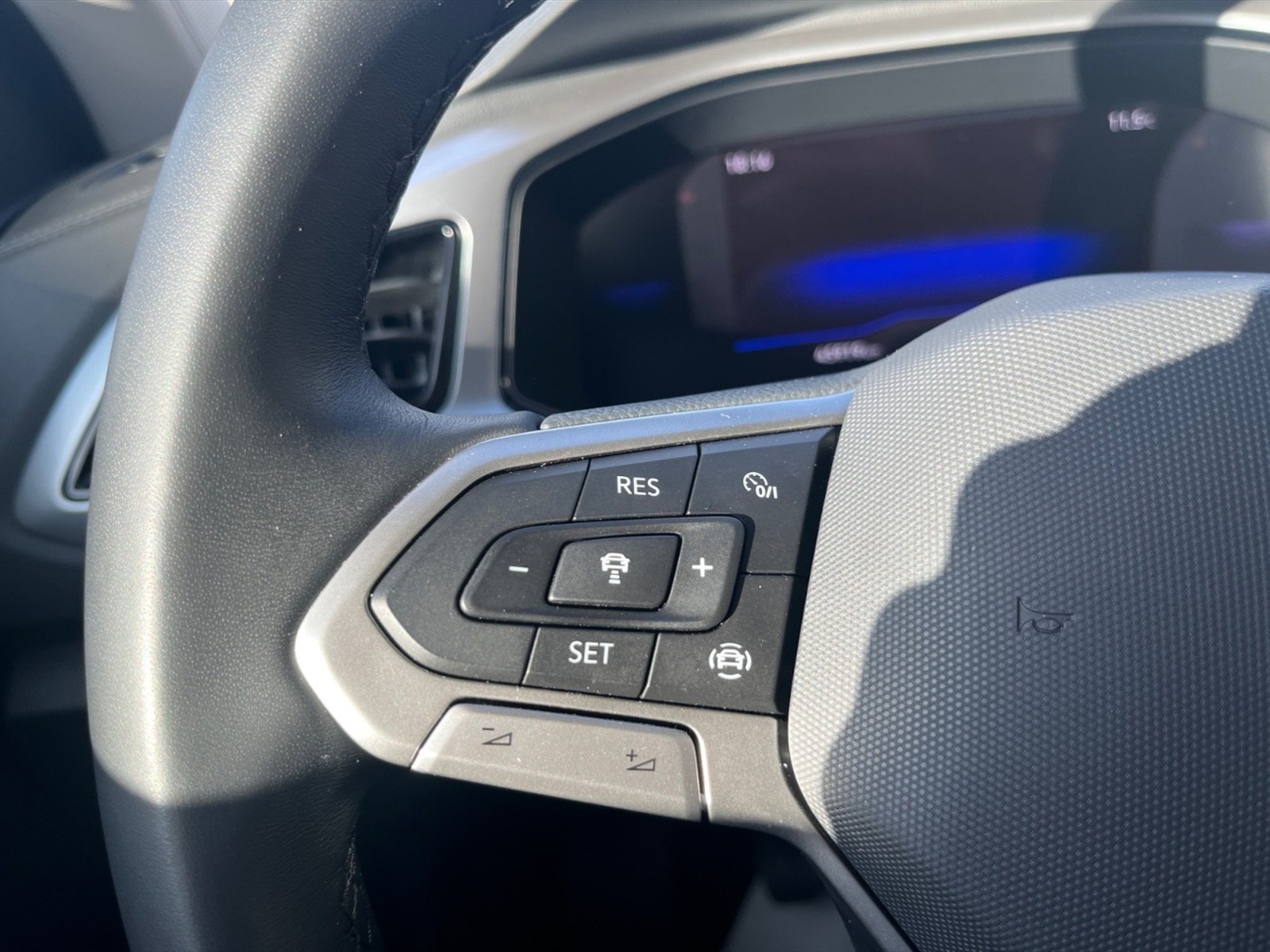 Volkswagen T-Roc 1.0 tsi edition plus 115cv - 14