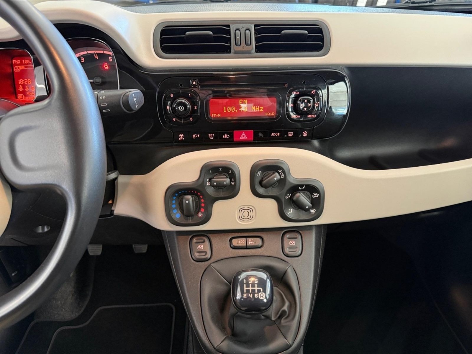 Fiat Panda 0.9 t.air turbo 4x4 85cv e6 - 16