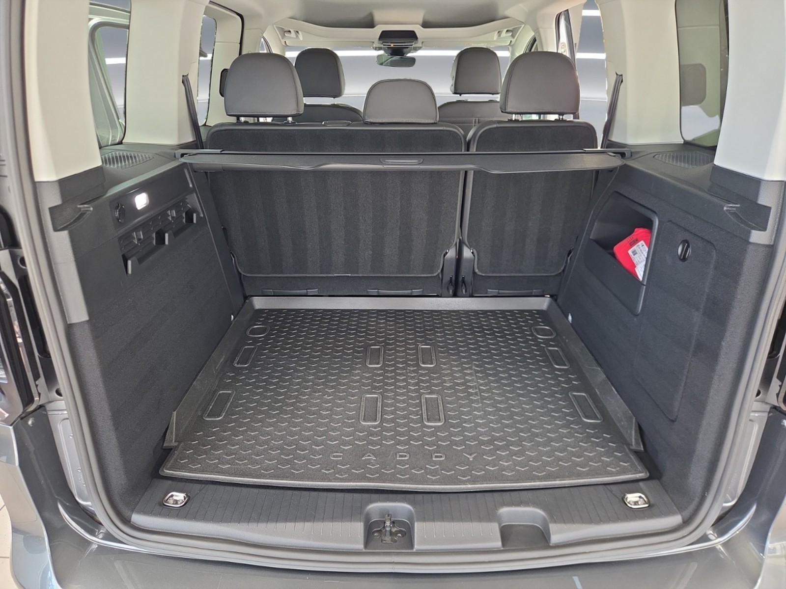 Volkswagen Caddy 2.0 tdi 122cv style dsg7 - 11