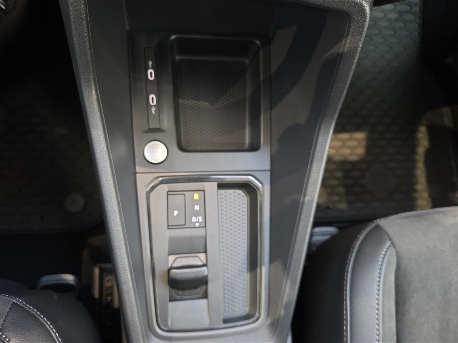 Volkswagen Caddy 2.0 tdi 122cv style dsg7 - 19