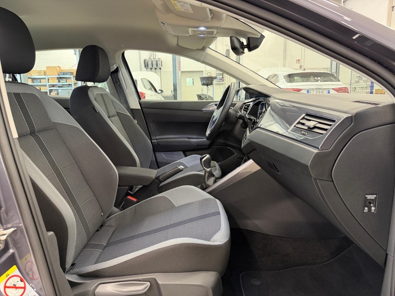 Volkswagen Polo 1.0 tsi style 95cv - 9