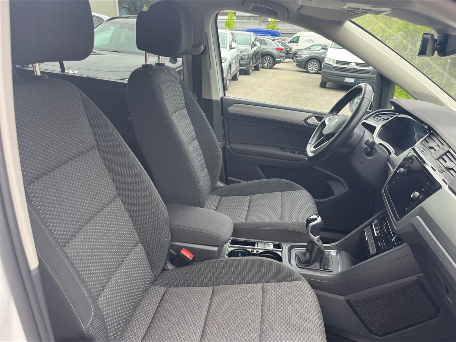 Volkswagen Touran 2.0 tdi business 122cv - 9