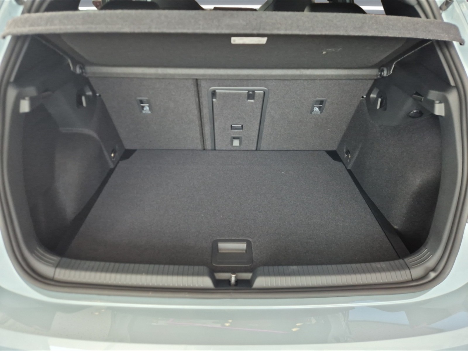 Volkswagen Golf 1.5 etsi r-line plus 150cv dsg - 12