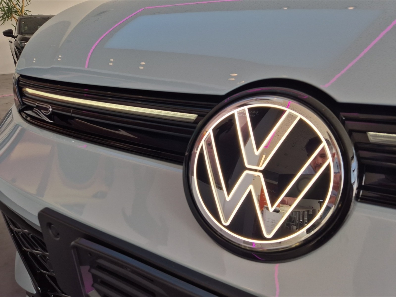 Volkswagen Golf 1.5 etsi r-line plus 150cv dsg - 17