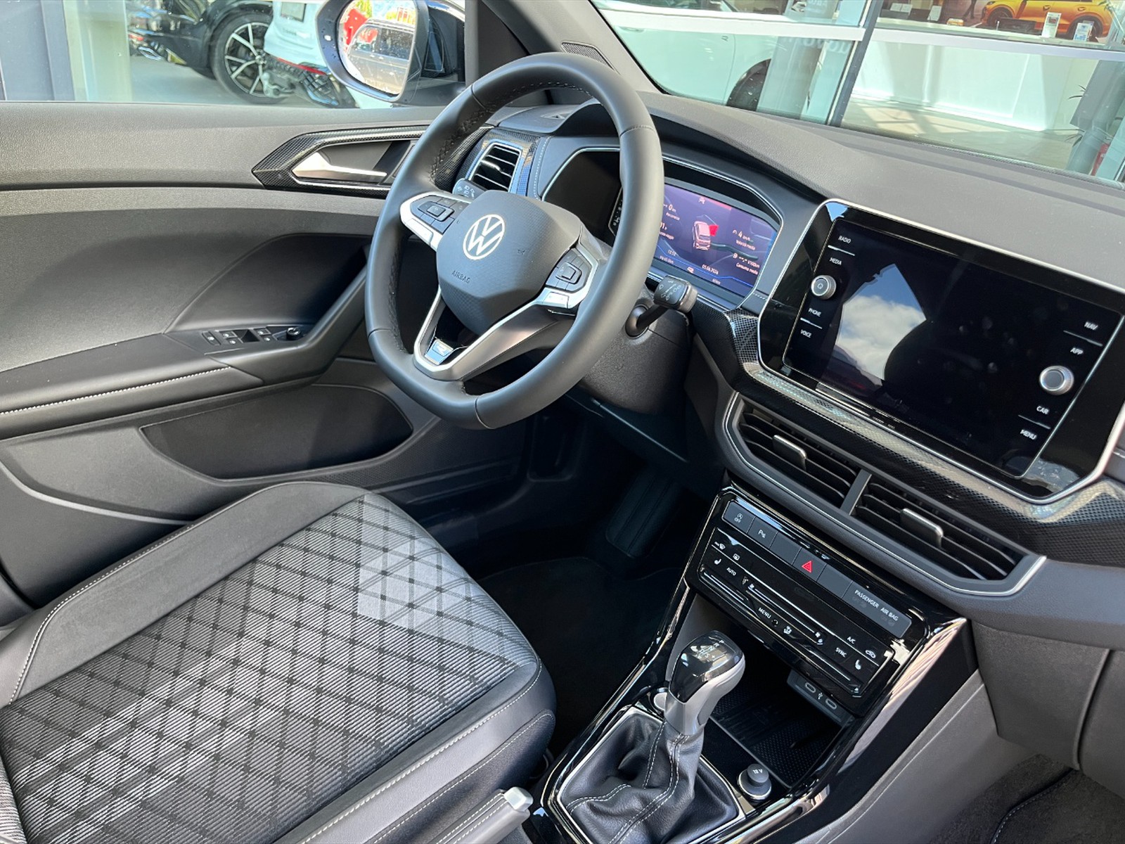 Volkswagen T-Cross 1.0 tsi r-line plus 115cv dsg - 7