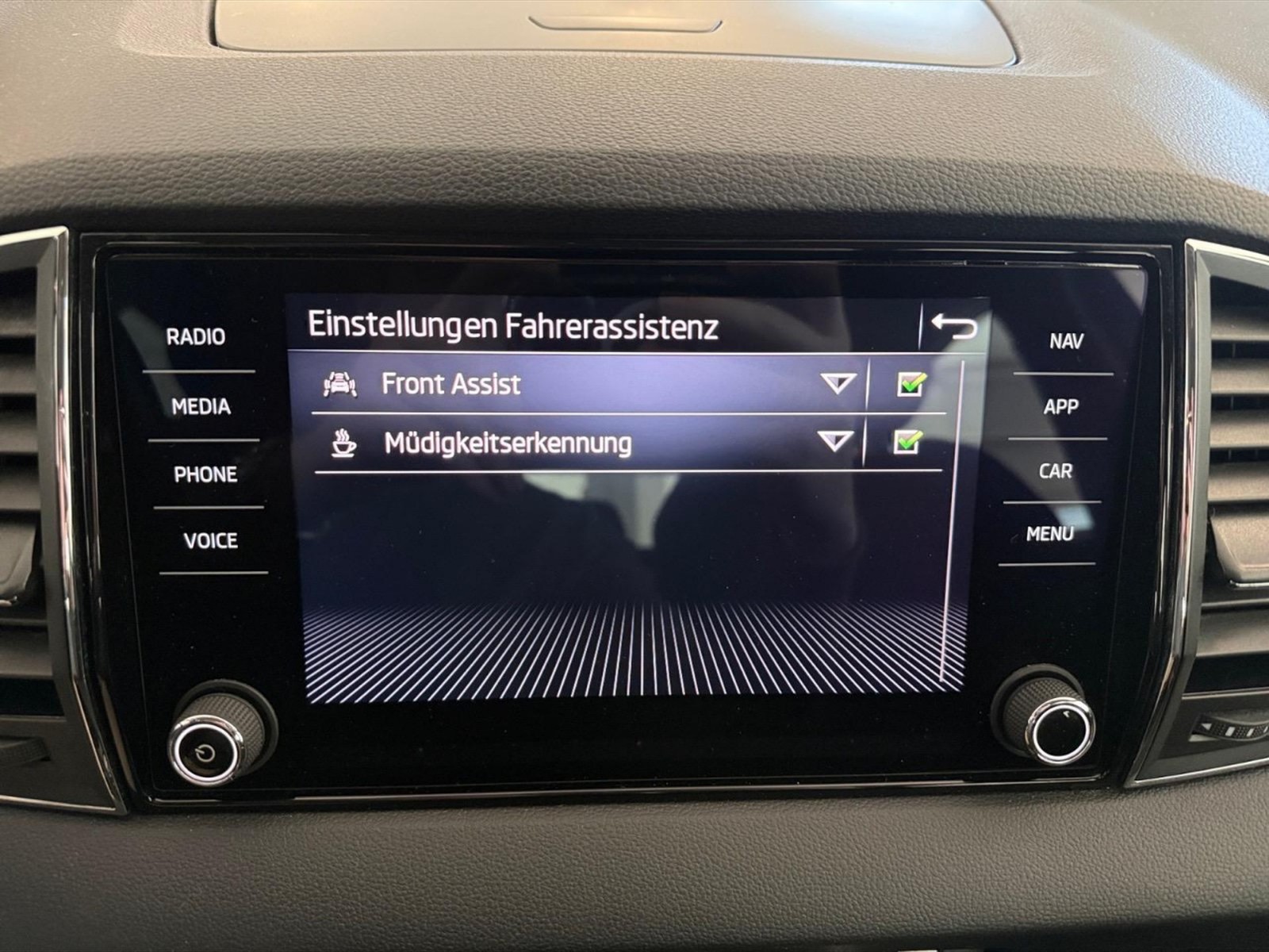 Skoda Karoq 2.0 tdi evo ambition 4x4 150cv dsg - 20
