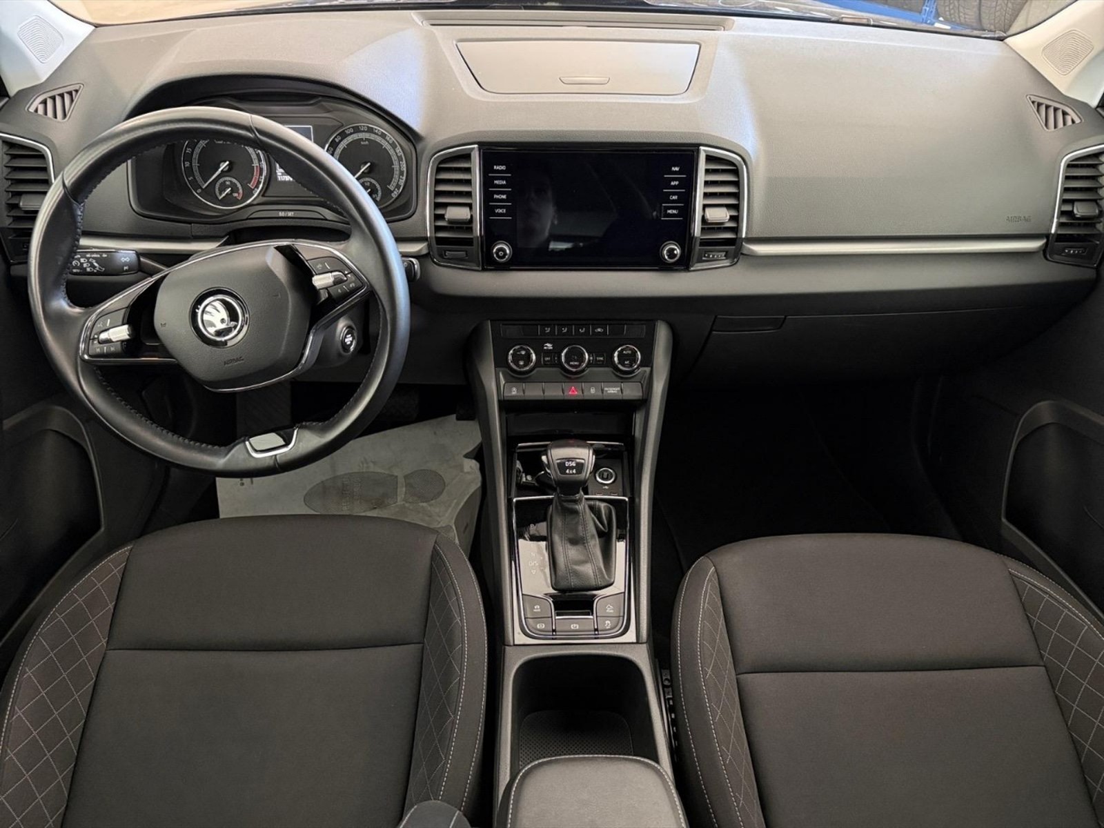 Skoda Karoq 2.0 tdi evo ambition 4x4 150cv dsg - 6