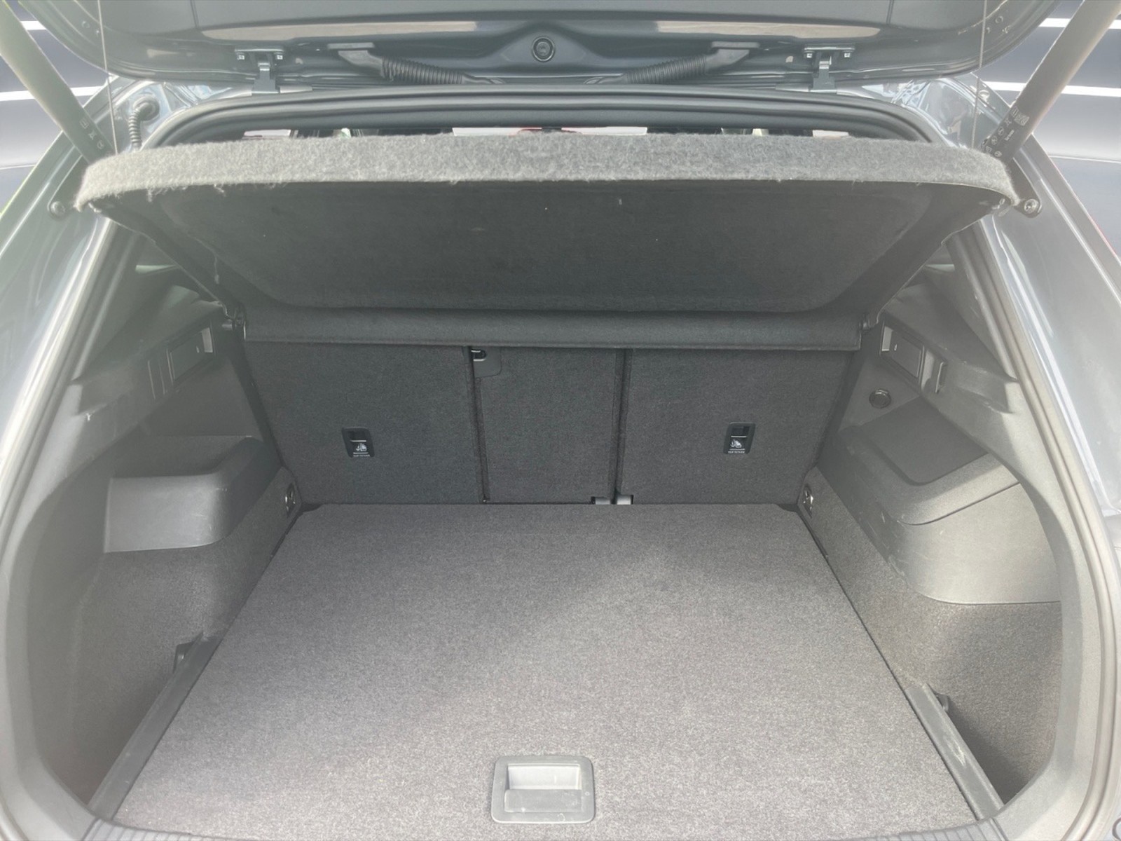 Volkswagen Tiguan 2.0 tdi r-line plus 4motion 193cv dsg - 12