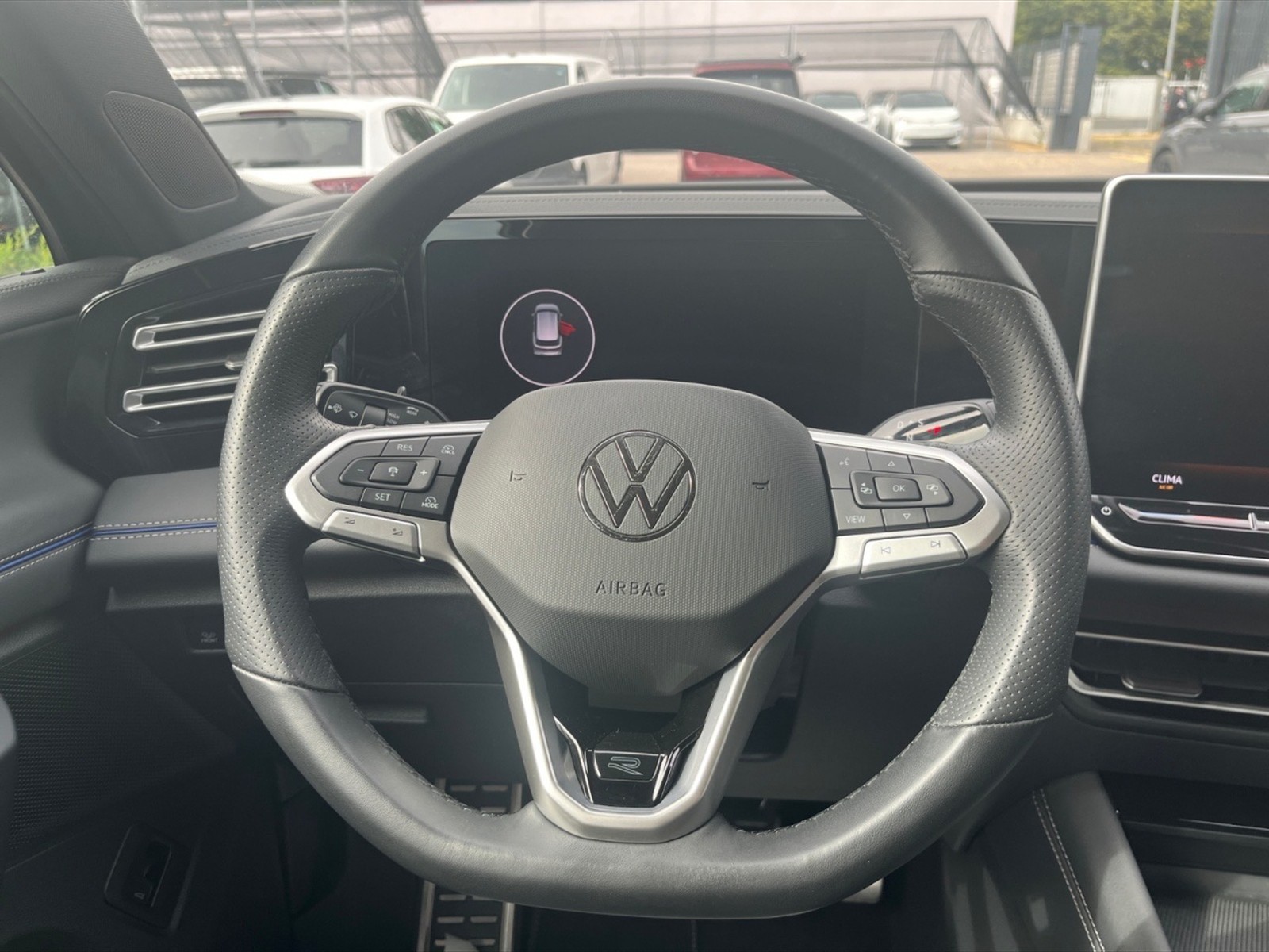 Volkswagen Tiguan 2.0 tdi r-line plus 4motion 193cv dsg - 8