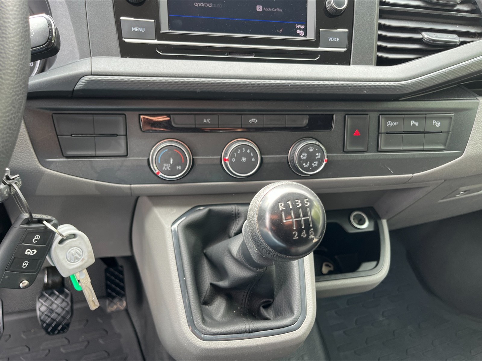 Volkswagen VIC T6.1 Transporter Transporter Kastenwagen 2.0 TDI BlueMotion 110kW 6-Gang - 18